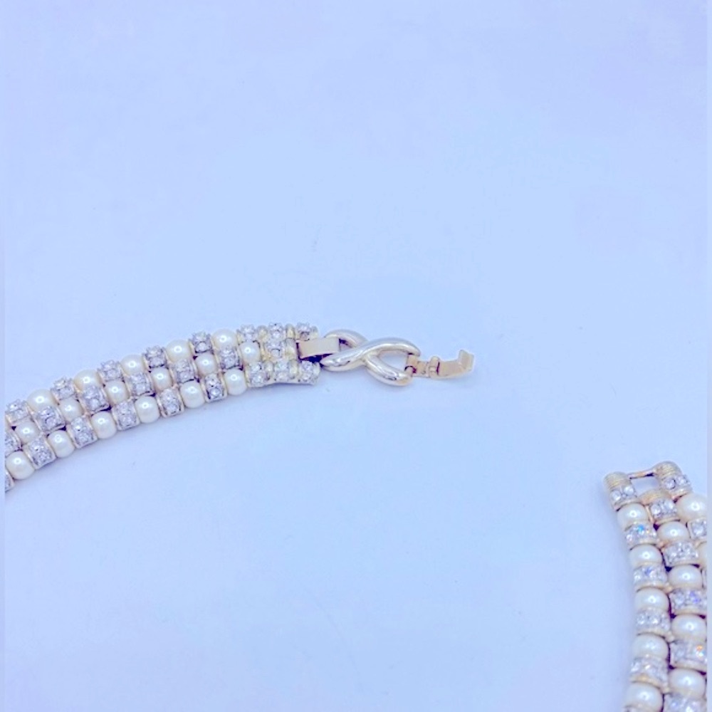 Vintage Statement Faux Pearl /Rhinestone Gold Tone Collar/Choker Beaded Necklace - Picture 4 of 9
